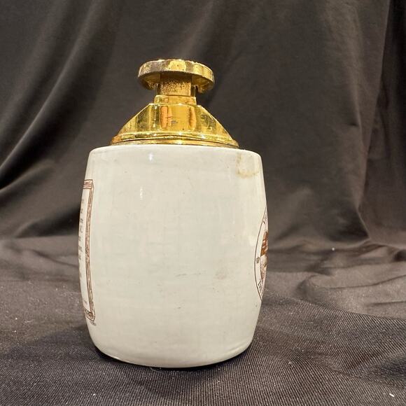 Vtg Doral Refillable Lighter Village of Tobaccoville The Place Doral Calls Home - Picture 4 of 8